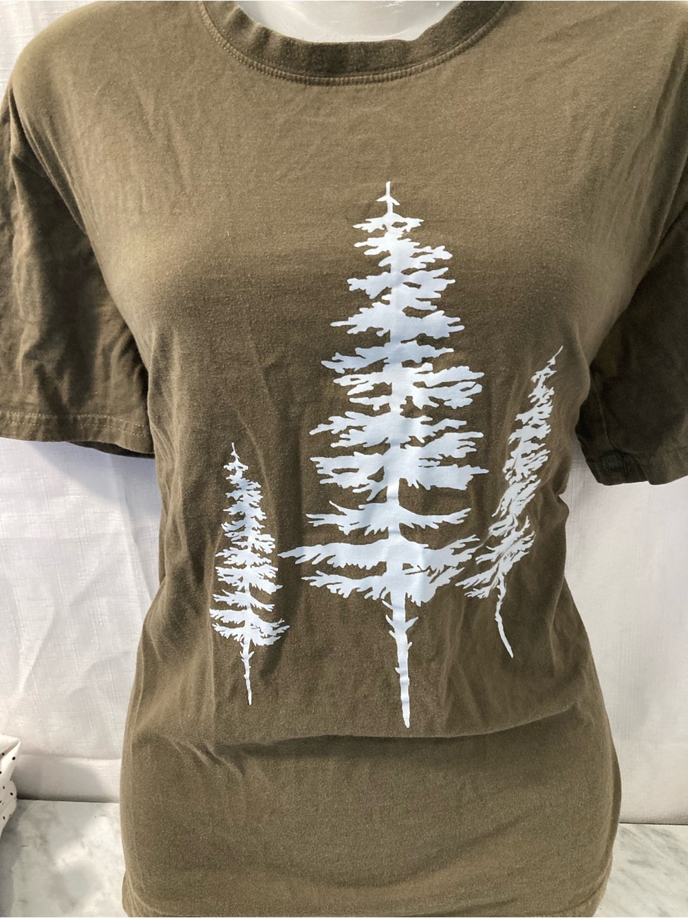 Chicyea Olive Pine Tree Graphic T-Shirt Cottagecore Size M
